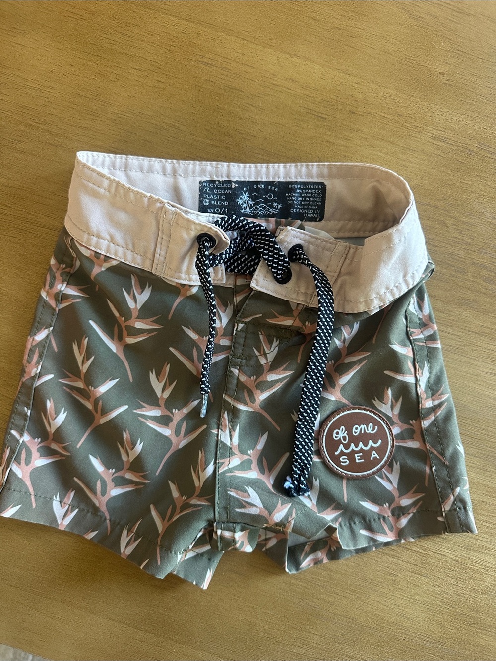 Of One Sea boardshorts. Size 0/1